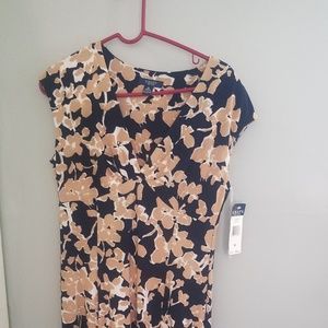Chaps floral dress